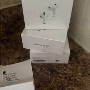 Apple AirPods Pro 3 - Classic White
